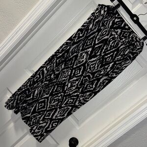 Robert Louis Black and White Geometric Maxi Skirt